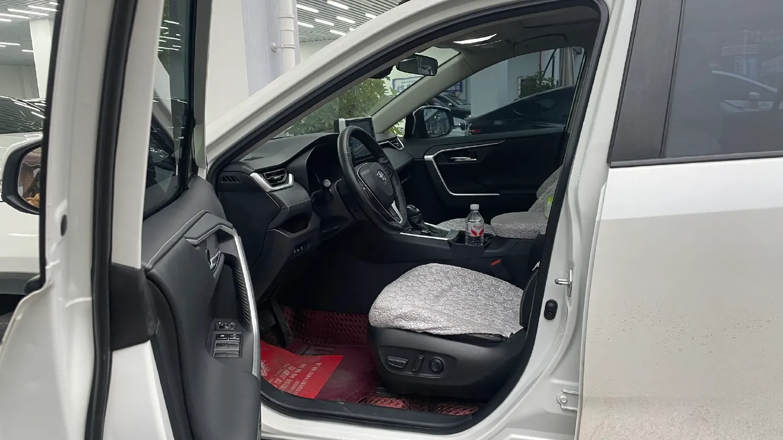 2021 Toyota RAV4 2.0L 171HP L4 CVT,autocango,china used car exporter,china ev exporter,chinese used car exporter,chinese used ev exporter