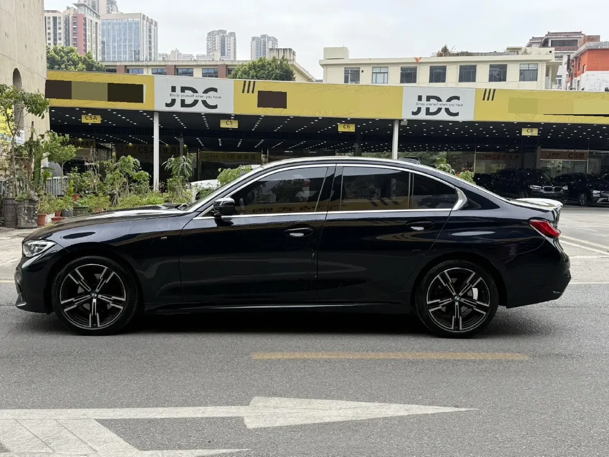 2021 BMW 3 Series 2.0T 184HP L4 8AT,autocango,china used car exporter,china ev exporter,chinese used car exporter,chinese used ev exporter