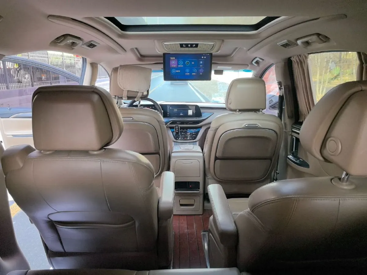 2020 Buick GL8 2.0T 237HP L4 9AT,autocango,china used car exporter,china ev exporter,chinese used car exporter,chinese used ev exporter