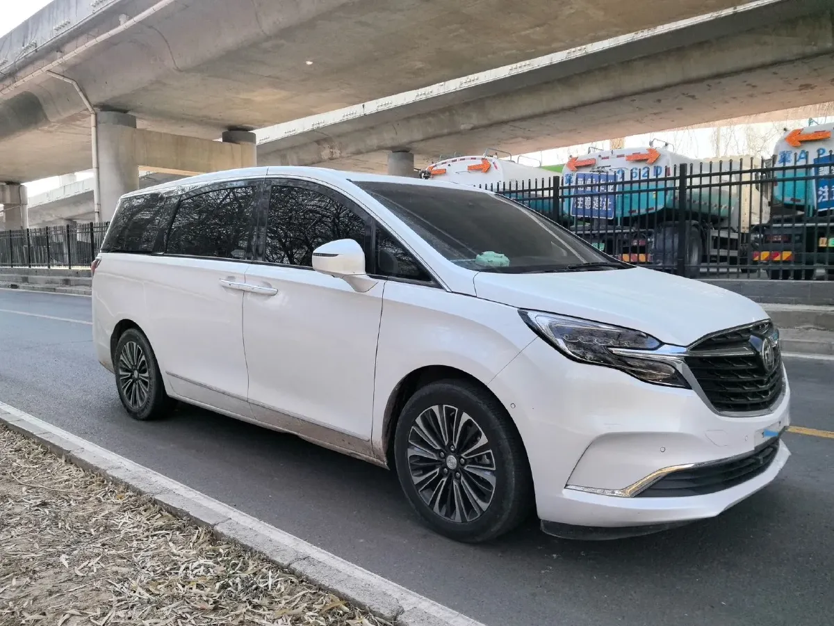 2020 Buick GL8 2.0T 237HP L4 9AT,autocango,china used car exporter,china ev exporter,chinese used car exporter,chinese used ev exporter