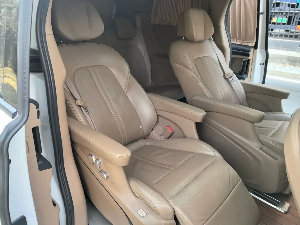 2020 Buick GL8 2.0T 237HP L4 9AT,autocango,china used car exporter,china ev exporter,chinese used car exporter,chinese used ev exporter
