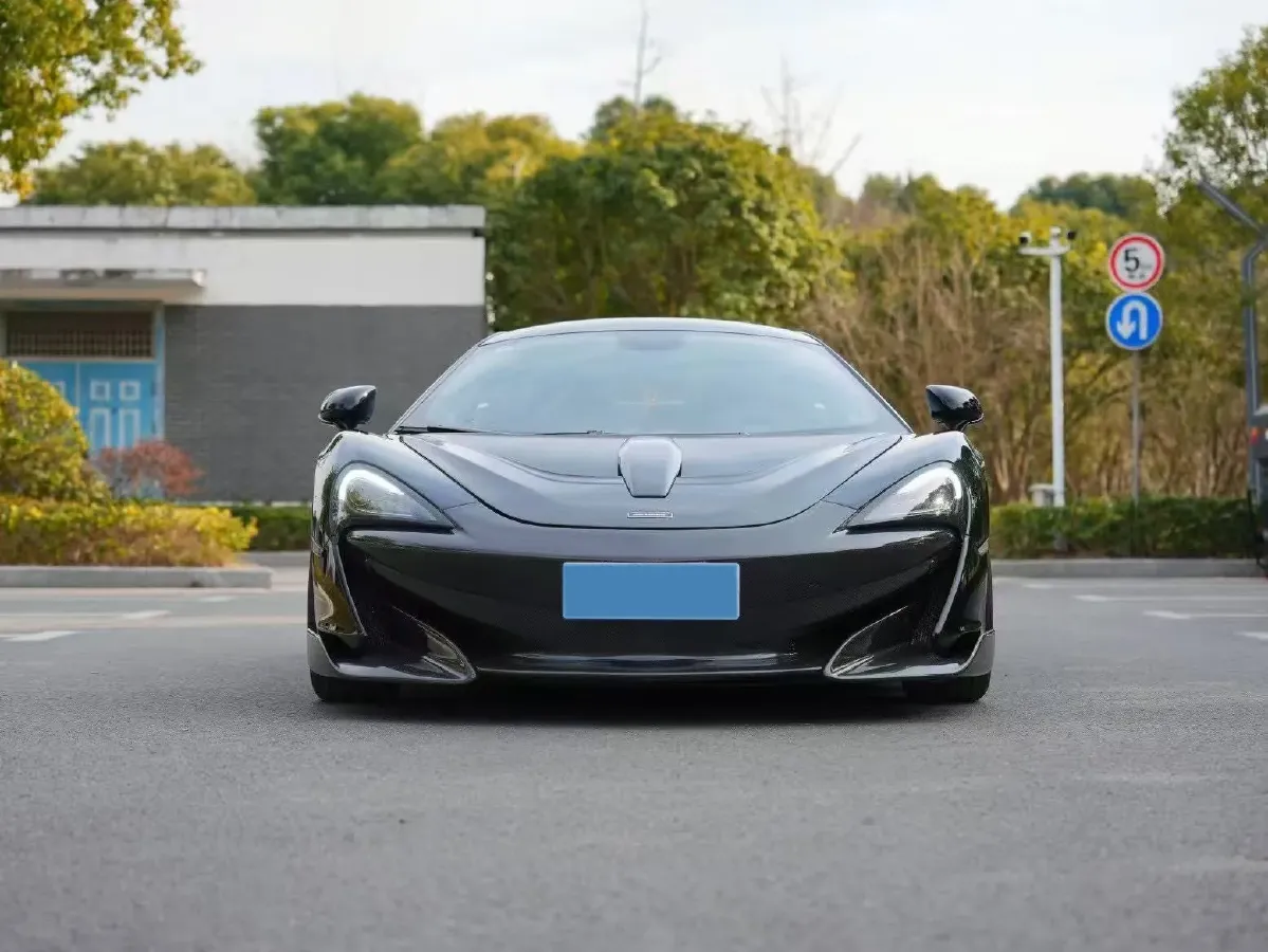 2015 McLaren 570 3.8T 570HP V8 7DCT,autocango,china used car exporter,china ev exporter,chinese used car exporter,chinese used ev exporter