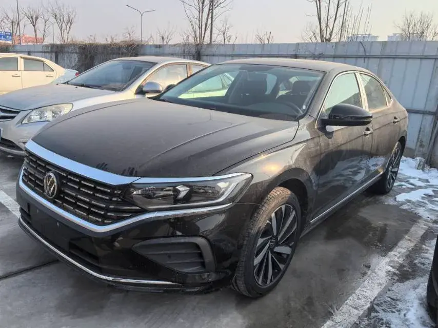 2026 Volkswagen Passat 2.0T 220HP L4 7DCT