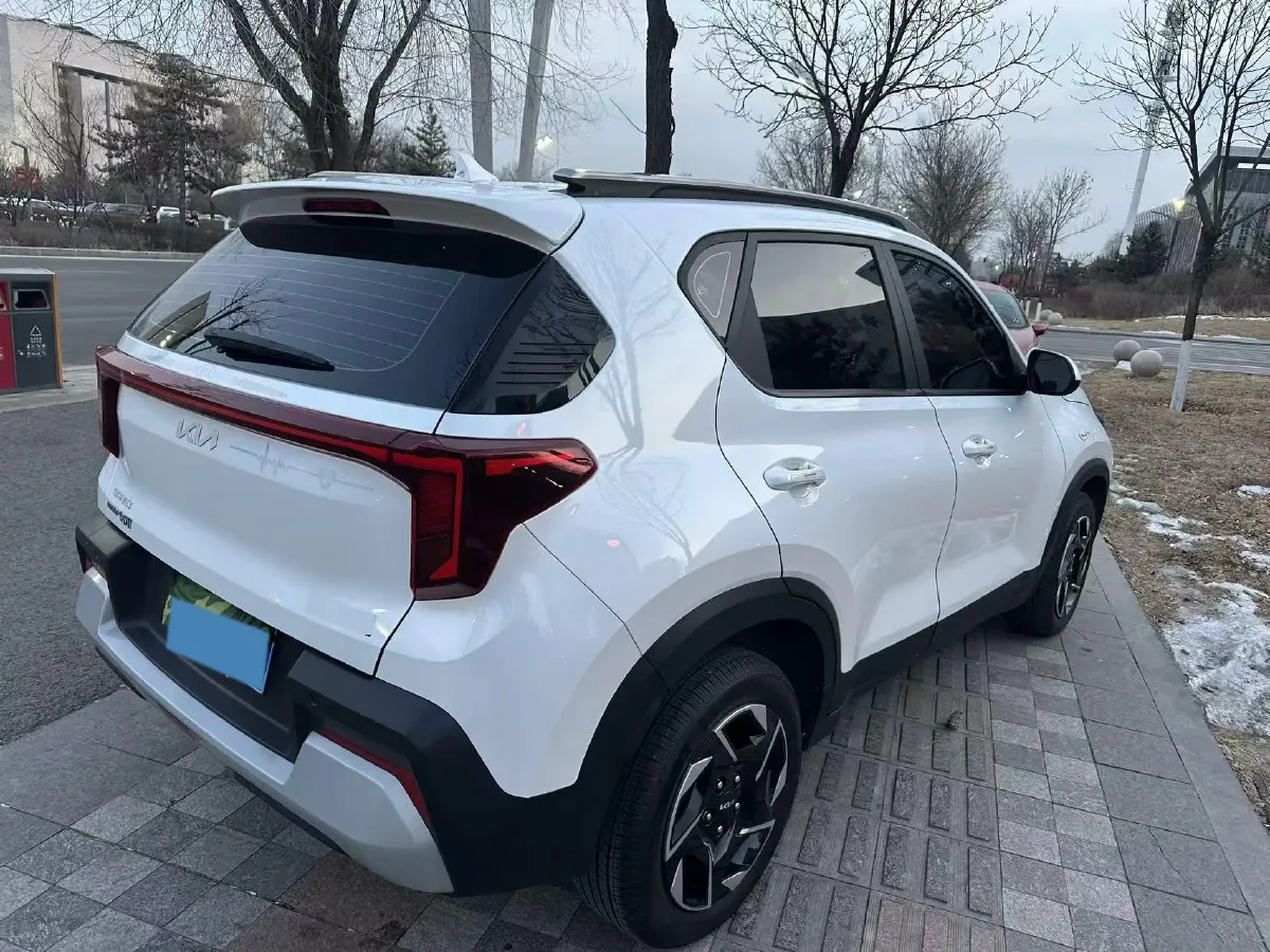 2024 Kia Sonet 1.5L 115HP L4 CVT,autocango,china used car exporter,china ev exporter,chinese used car exporter,chinese used ev exporter
