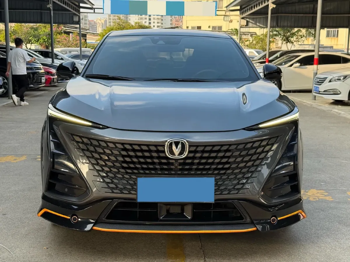 2021 ChangAn UNI-T 1.5T 180HP L4 7DCT,autocango,china used car exporter,china ev exporter,chinese used car exporter,chinese used ev exporter