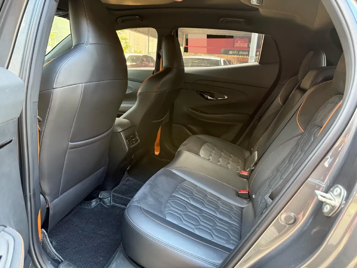 2021 ChangAn UNI-T 1.5T 180HP L4 7DCT,autocango,china used car exporter,china ev exporter,chinese used car exporter,chinese used ev exporter