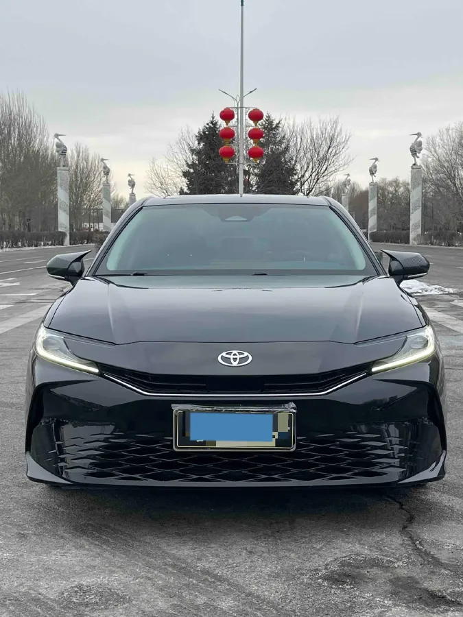 2024 Toyota Camry 2.0L 152HP L4 E-CVT Hybrid,autocango,china used car exporter,china ev exporter,chinese used car exporter,chinese used ev exporter