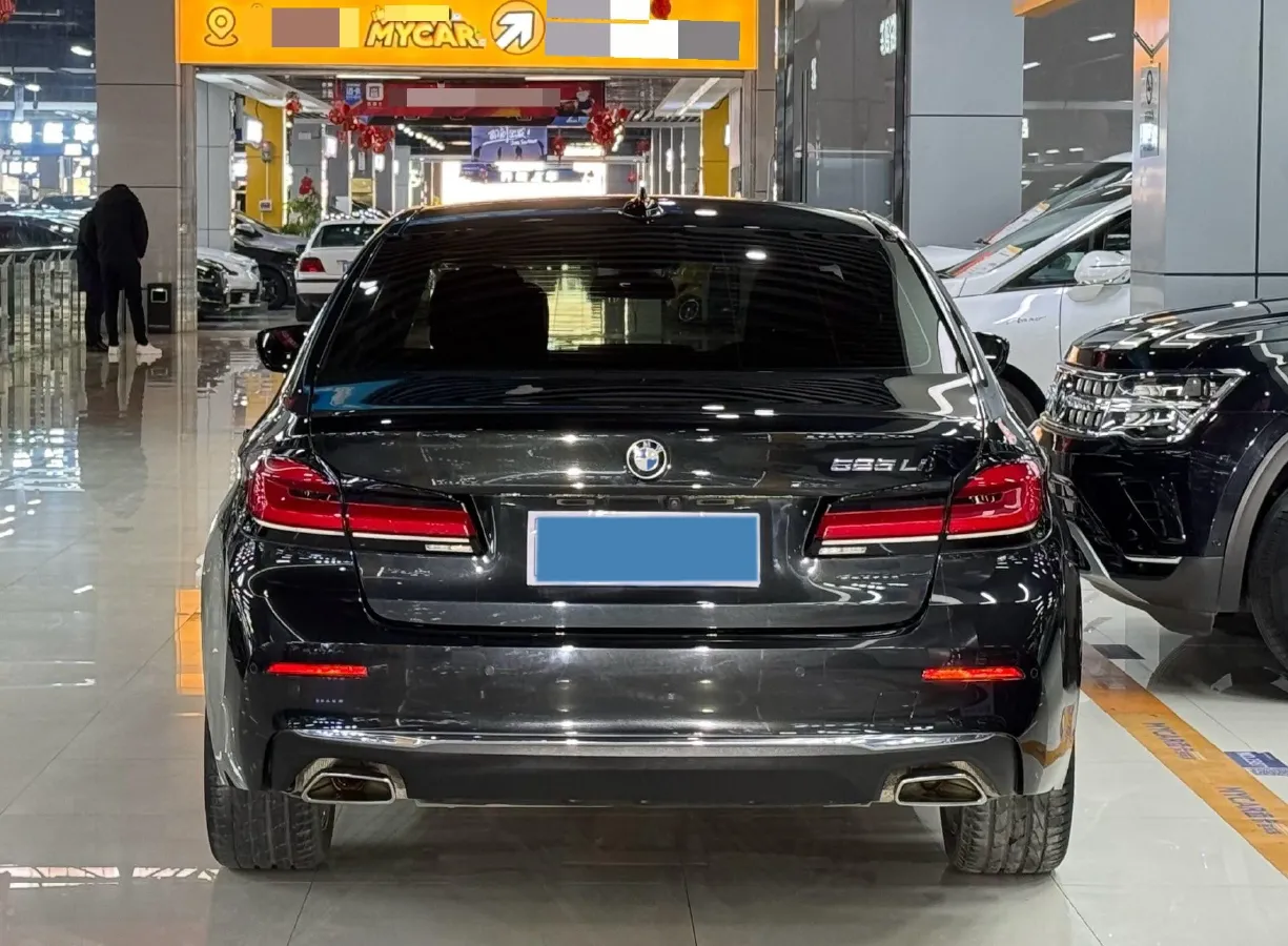 2022 BMW 5 Series 2.0T 184HP L4 8AT,autocango,china used car exporter,china ev exporter,chinese used car exporter,chinese used ev exporter