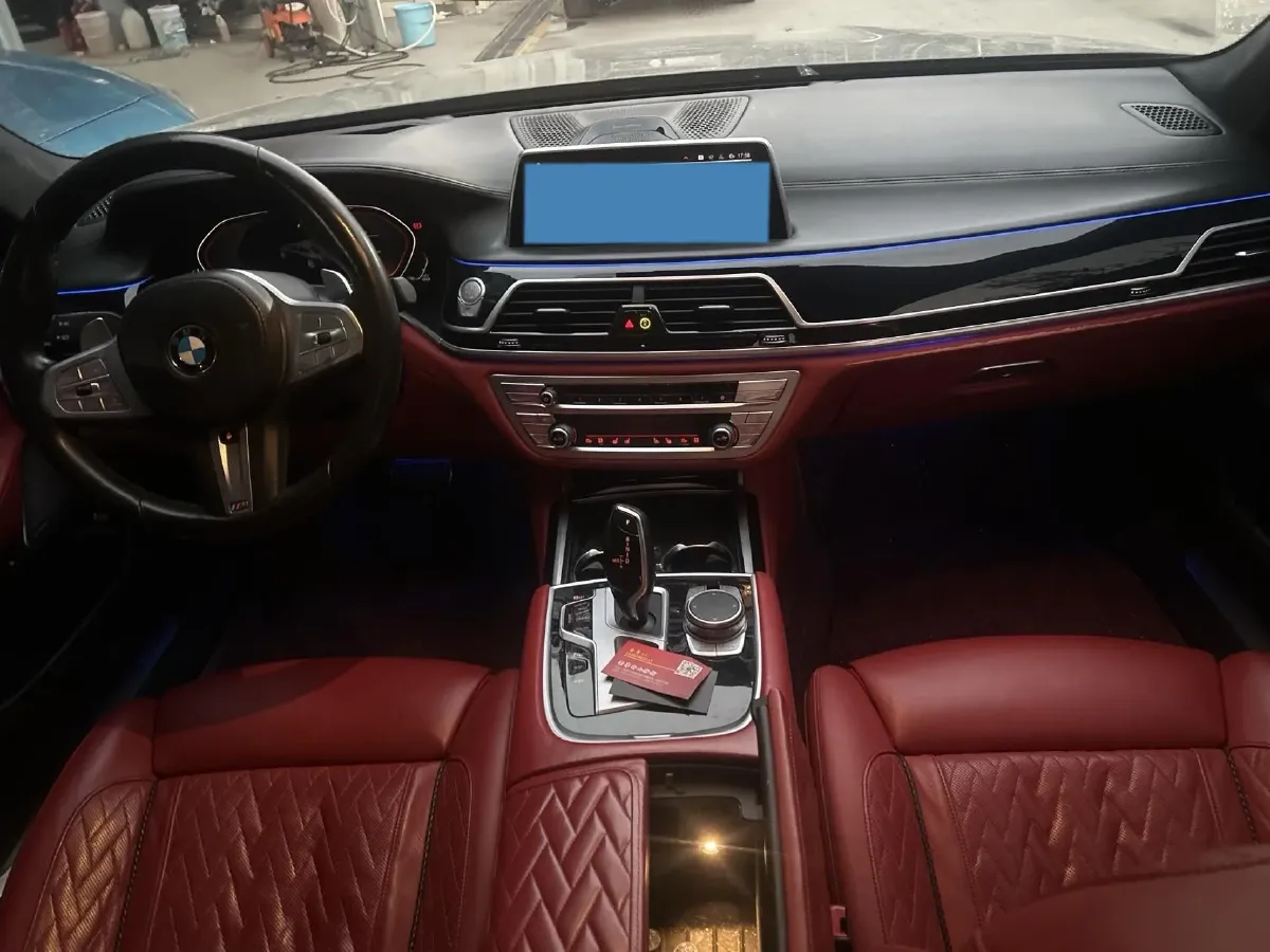 2021 BMW 7 Series 3.0T 340HP L6 8AT,autocango,china used car exporter,china ev exporter,chinese used car exporter,chinese used ev exporter