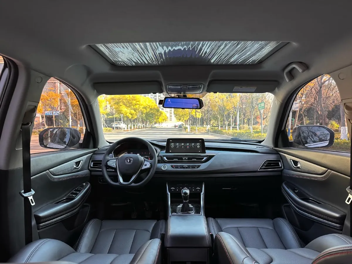 2020 ChangAn CS75 1.5T 178HP L4 6MT,autocango,china used car exporter,china ev exporter,chinese used car exporter,chinese used ev exporter