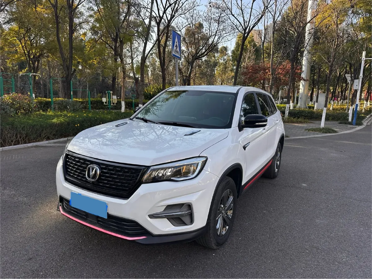 2020 ChangAn CS75 1.5T 178HP L4 6MT,autocango,china used car exporter,china ev exporter,chinese used car exporter,chinese used ev exporter