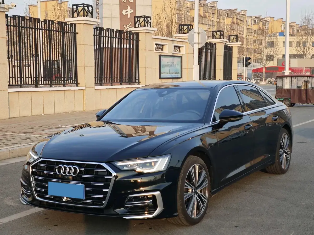 2024 Audi A6L 2.0T 245HP L4 7DCT