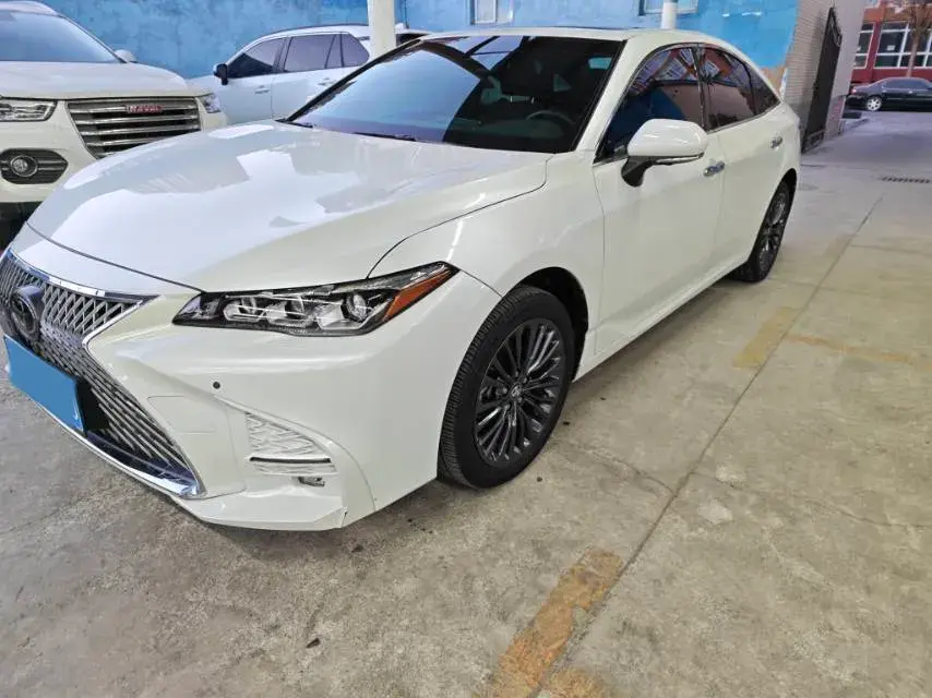 2019 Toyota Avalon 2.0L 178HP L4 CVT