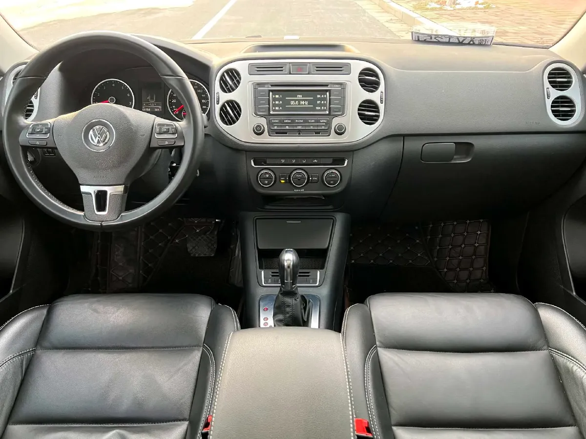 2016 Buick Larcosse 1.5T 170HP L4 7DCT,autocango,china used car exporter,china ev exporter,chinese used car exporter,chinese used ev exporter