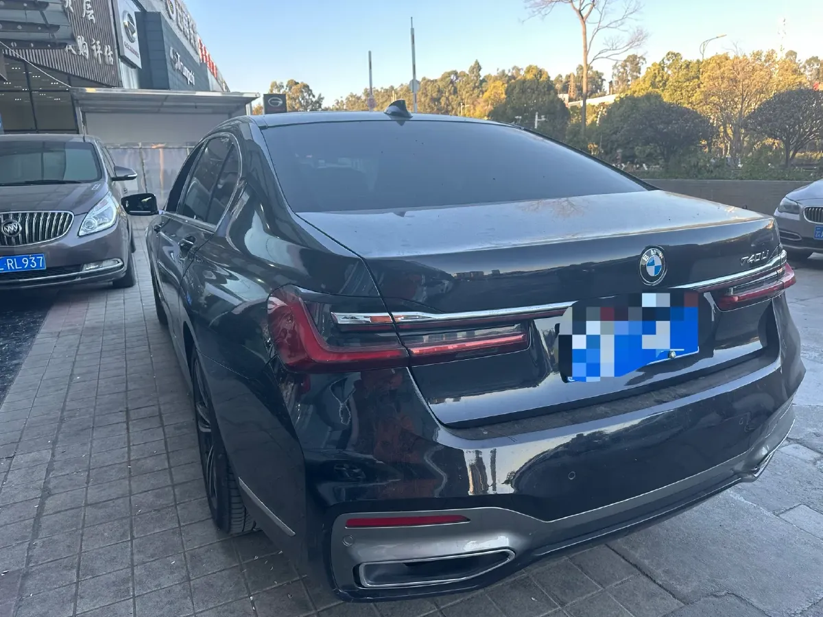 2019 BMW 7 Series 2.0T 265HP L4 8AT,autocango,china used car exporter,china ev exporter,chinese used car exporter,chinese used ev exporter