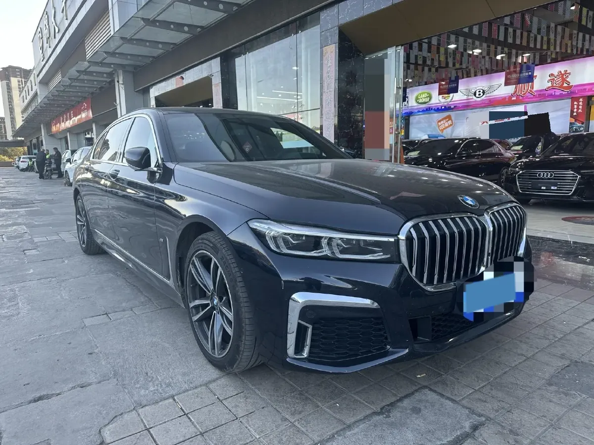 2019 BMW 7 Series 2.0T 265HP L4 8AT,autocango,china used car exporter,china ev exporter,chinese used car exporter,chinese used ev exporter
