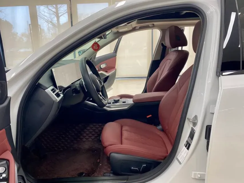 2025 BMW 3 Series 2.0T 245HP L4 8AT,autocango,china used car exporter,china ev exporter,chinese used car exporter,chinese used ev exporter