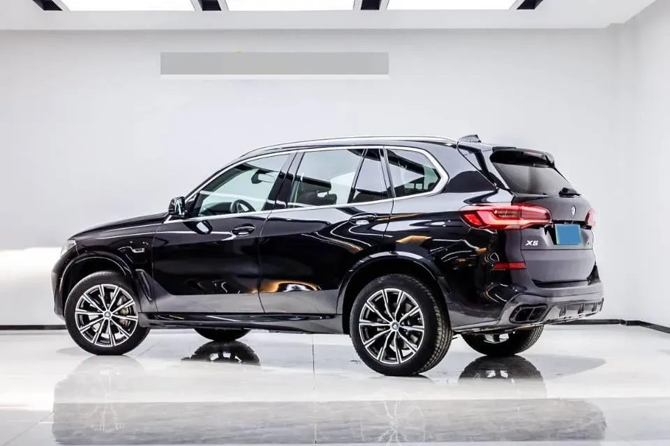 2021 BMW X5 3.0T 286HP L6 8AT PHEV 24KWH,autocango,china used car exporter,china ev exporter,chinese used car exporter,chinese used ev exporter