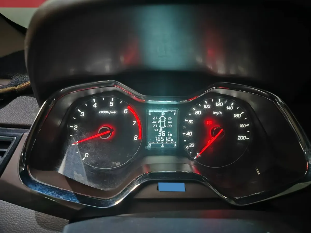 2017 BaoJun 310W 1.5L 112HP L4 6MT,autocango,china used car exporter,china ev exporter,chinese used car exporter,chinese used ev exporter