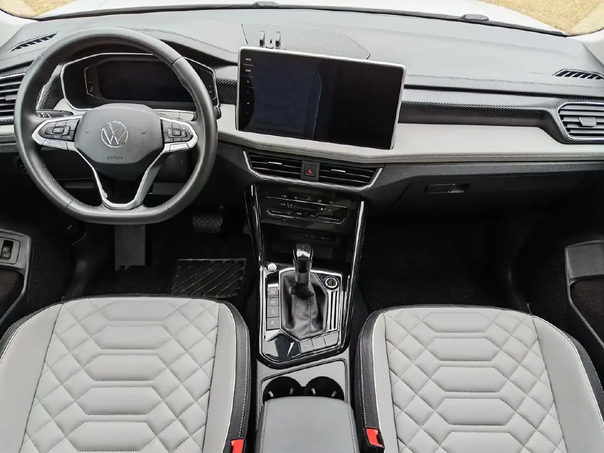 2023 Volkswagen Tayron 2.0T 186HP L4 7DCT,autocango,china used car exporter,china ev exporter,chinese used car exporter,chinese used ev exporter