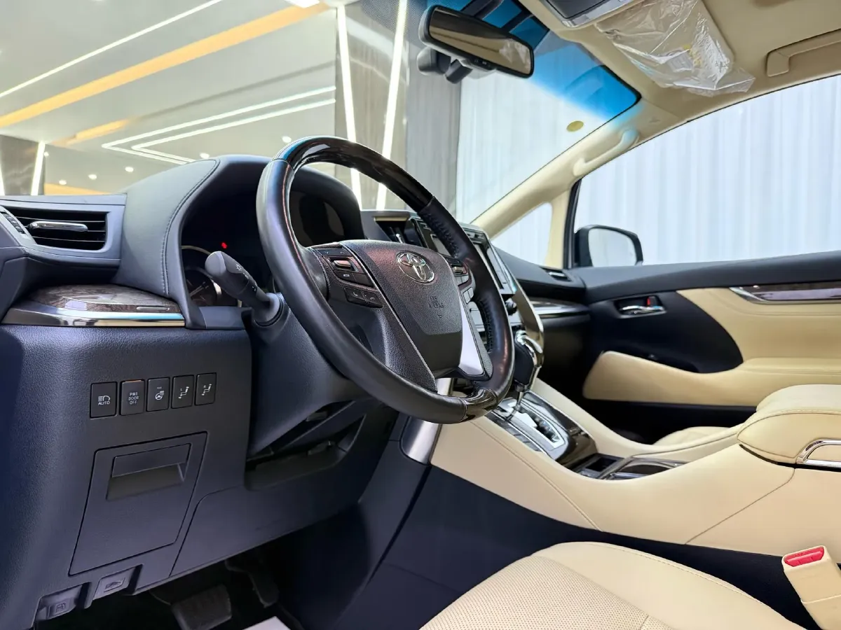 2018 Toyota Alphard 3.5L 301HP V6 8AT,autocango,china used car exporter,china ev exporter,chinese used car exporter,chinese used ev exporter
