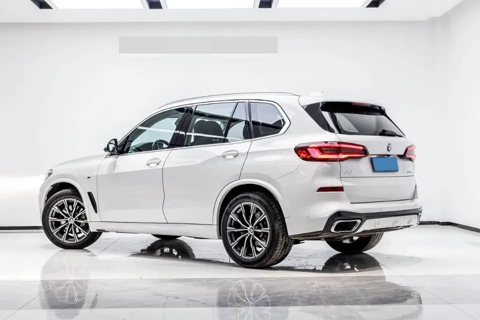 2021 BMW X5 2.0T 265HP L4 8AT,autocango,china used car exporter,china ev exporter,chinese used car exporter,chinese used ev exporter
