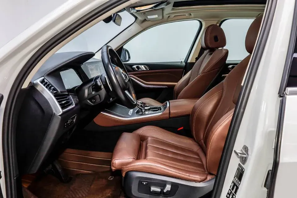 2021 BMW X5 2.0T 265HP L4 8AT,autocango,china used car exporter,china ev exporter,chinese used car exporter,chinese used ev exporter