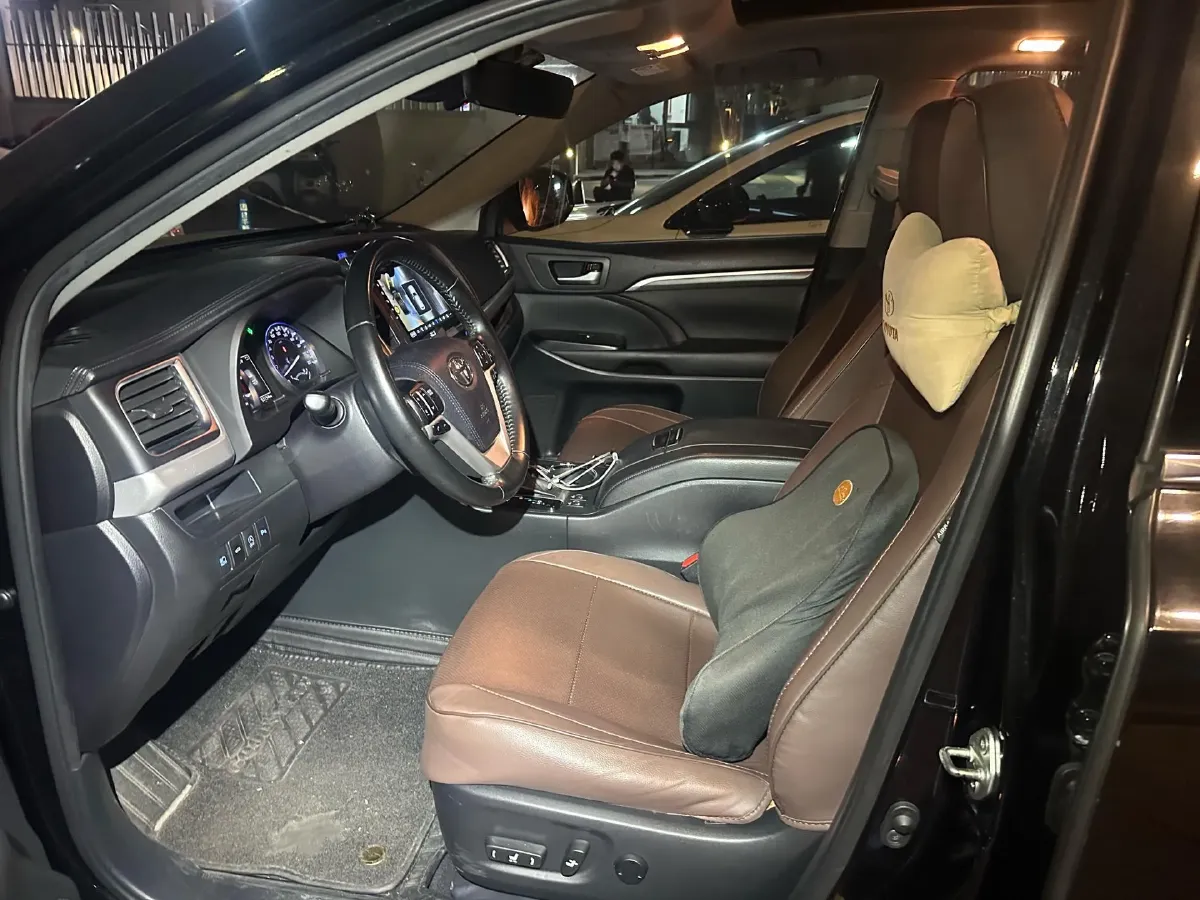 2019 HanTeng V7 1.5T 156HP L4 6AT,autocango,china used car exporter,china ev exporter,chinese used car exporter,chinese used ev exporter