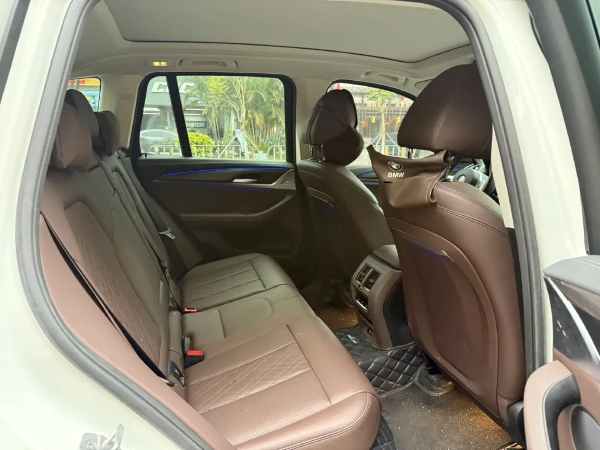 2022 BMW X3 2.0T 184HP L4 8AT,autocango,china used car exporter,china ev exporter,chinese used car exporter,chinese used ev exporter