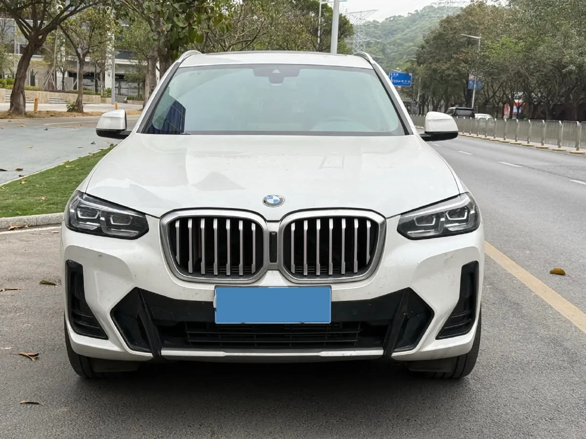 2022 BMW X3 2.0T 184HP L4 8AT,autocango,china used car exporter,china ev exporter,chinese used car exporter,chinese used ev exporter