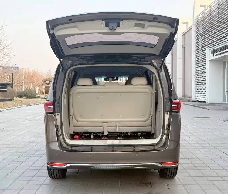2023 Buick GL8 2.0T 237HP L4 9AT,autocango,china used car exporter,china ev exporter,chinese used car exporter,chinese used ev exporter