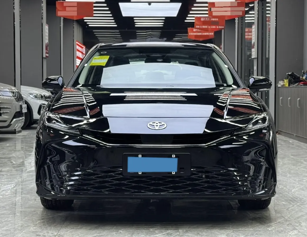 2024 Toyota Camry 2.0L 152HP L4 E-CVT Hybrid,autocango,china used car exporter,china ev exporter,chinese used car exporter,chinese used ev exporter