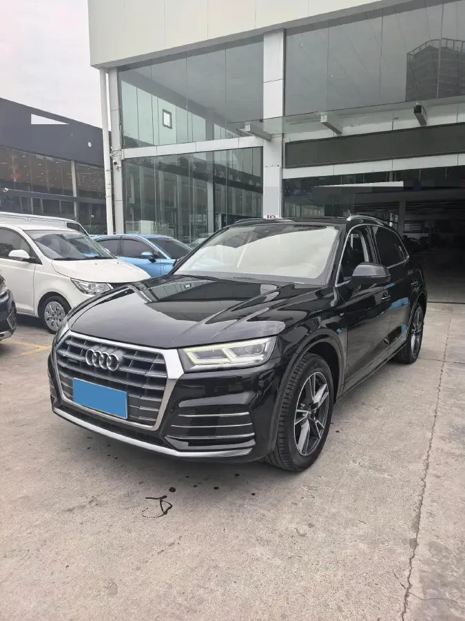 2020 Audi Q5L 2.0T 190HP L4 7DCT