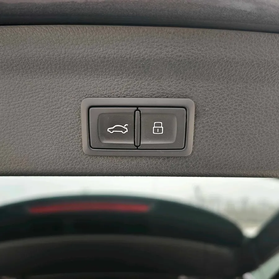 2022 Audi Q3 1.4T 150HP L4 7DCT,autocango,china used car exporter,china ev exporter,chinese used car exporter,chinese used ev exporter