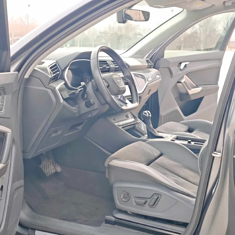 2022 Audi Q3 1.4T 150HP L4 7DCT,autocango,china used car exporter,china ev exporter,chinese used car exporter,chinese used ev exporter