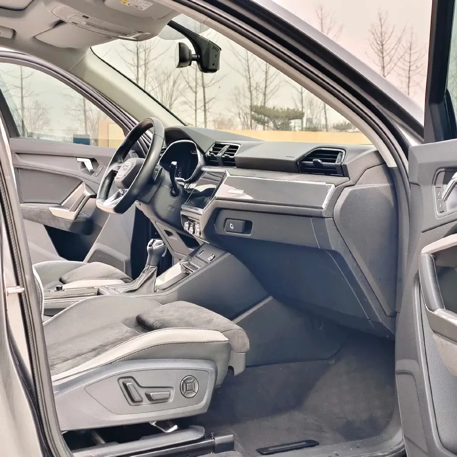 2022 Audi Q3 1.4T 150HP L4 7DCT,autocango,china used car exporter,china ev exporter,chinese used car exporter,chinese used ev exporter