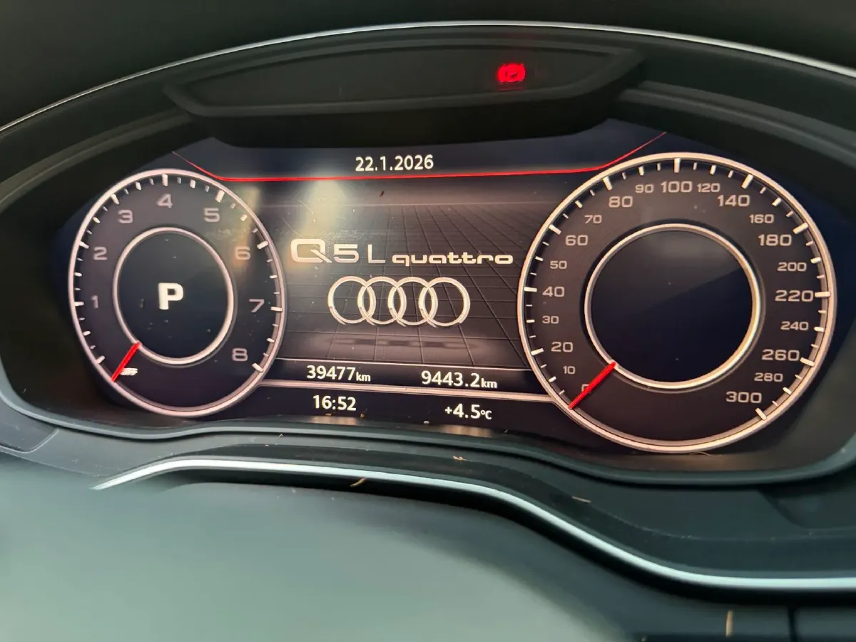 2020 Audi Q5L 2.0T 190HP L4 7DCT,autocango,china used car exporter,china ev exporter,chinese used car exporter,chinese used ev exporter