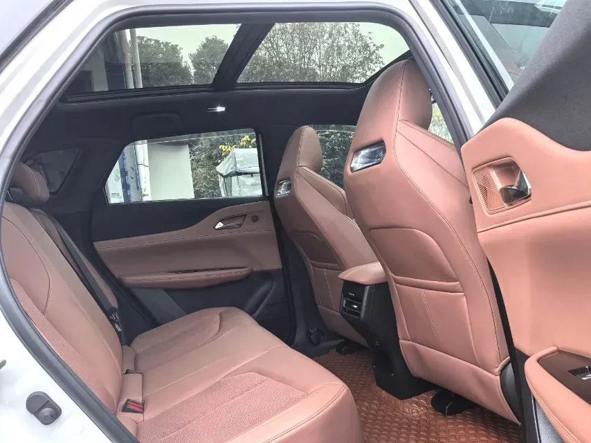 2025 ChangAn UNI-Z 1.5T 188HP L4 7DCT,autocango,china used car exporter,china ev exporter,chinese used car exporter,chinese used ev exporter