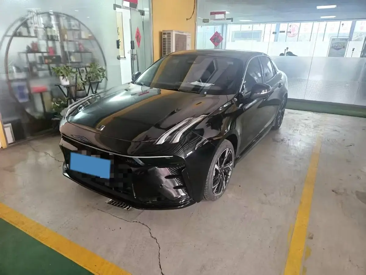 2025 LYNK&CO 03 1.5T 181HP L4 7DCT