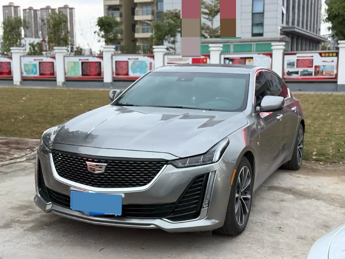 2023 Cadillac CT5 2.0T 237HP L4 10AT