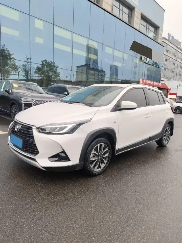 2021 Toyota Yaris L 1.5L 112HP L4 CVT