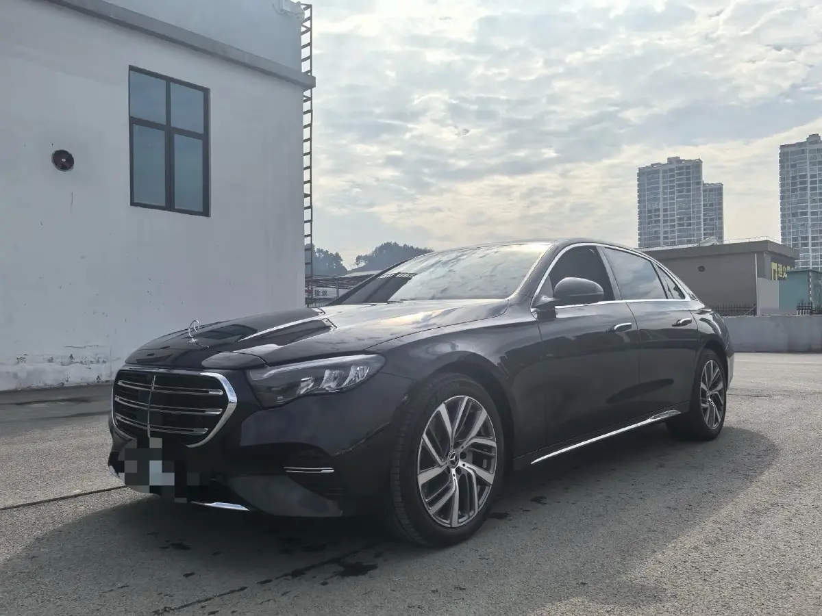 2025 Mercedes-Benz E Class 2.0T 258HP L4 9AT