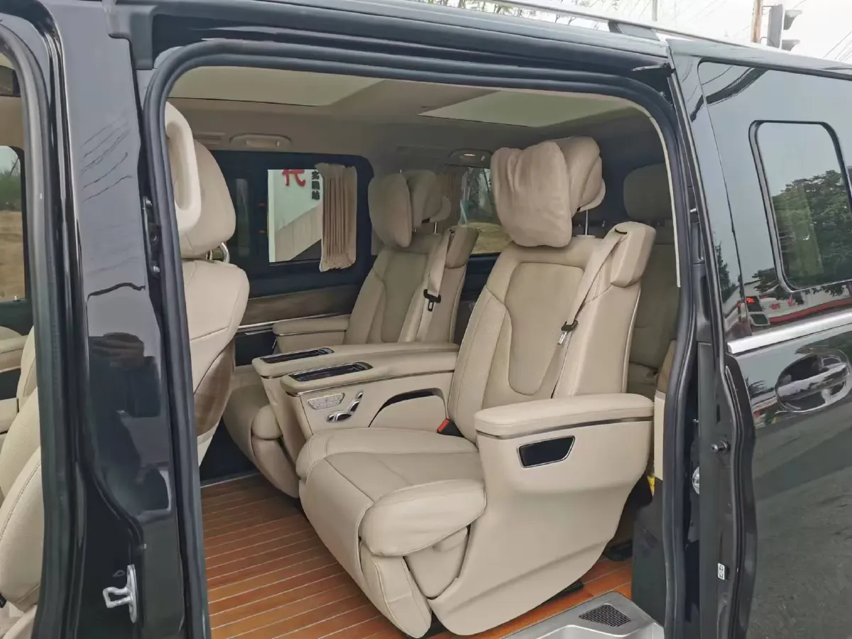 2021 Mercedes-Benz V Class 2.0T 211HP L4 9AT,autocango,china used car exporter,china ev exporter,chinese used car exporter,chinese used ev exporter