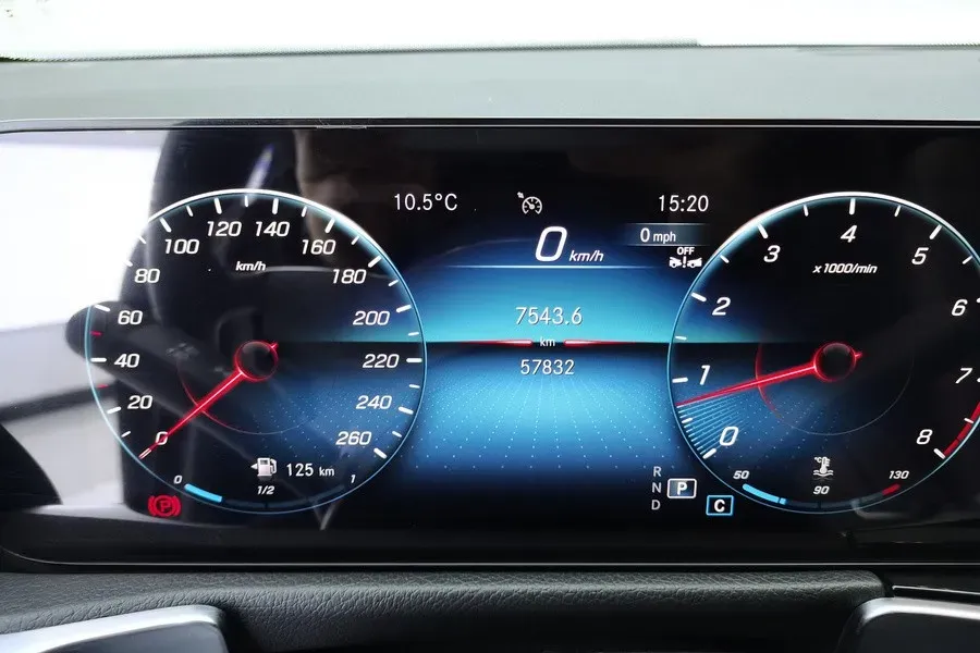 2023 Mercedes-Benz GLB Class 2.0T 190HP L4 8DCT,autocango,china used car exporter,china ev exporter,chinese used car exporter,chinese used ev exporter