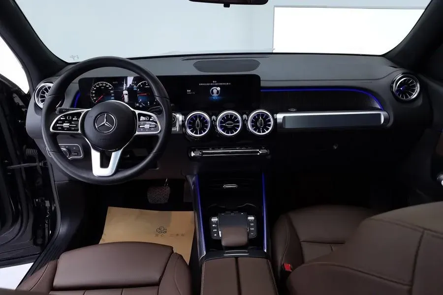 2023 Mercedes-Benz GLB Class 2.0T 190HP L4 8DCT,autocango,china used car exporter,china ev exporter,chinese used car exporter,chinese used ev exporter
