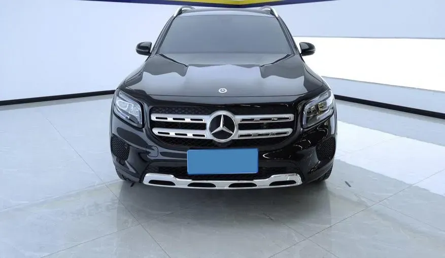 2023 Mercedes-Benz GLB Class 2.0T 190HP L4 8DCT,autocango,china used car exporter,china ev exporter,chinese used car exporter,chinese used ev exporter