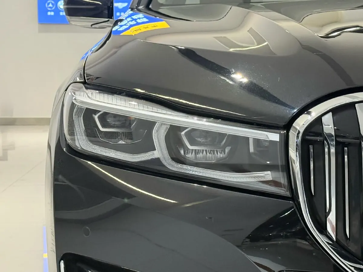 2021 BMW 7 Series 2.0T 265HP L4 8AT,autocango,china used car exporter,china ev exporter,chinese used car exporter,chinese used ev exporter