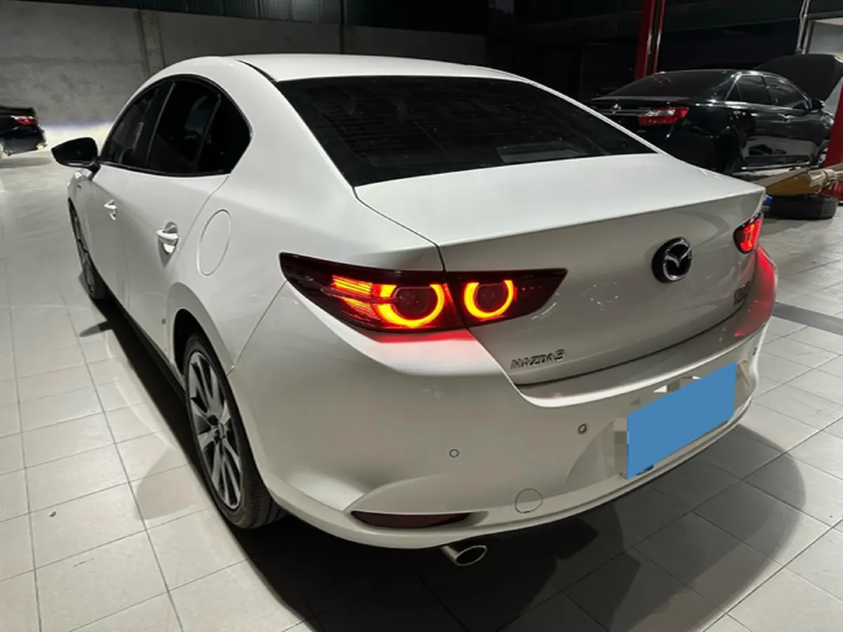 2020 Mazda 3 Axela 2.0L 158HP L4 6AT,autocango,china used car exporter,china ev exporter,chinese used car exporter,chinese used ev exporter