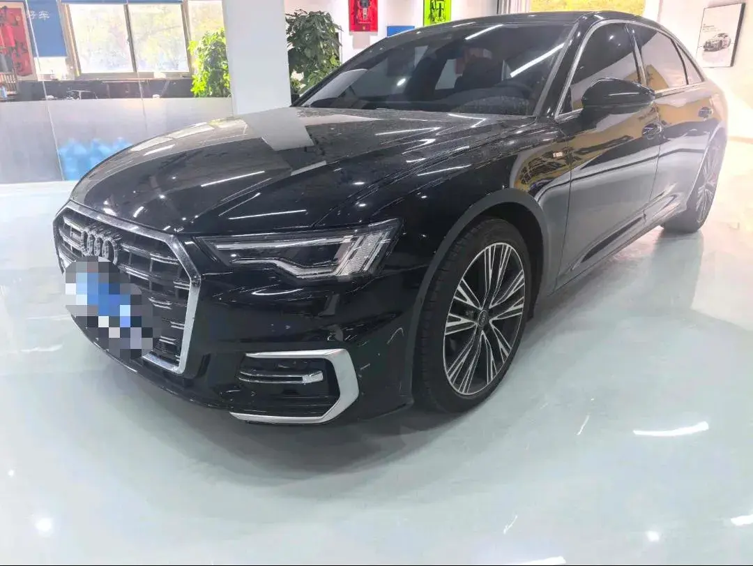 2024 Audi A6L 2.0T 245HP L4 7DCT