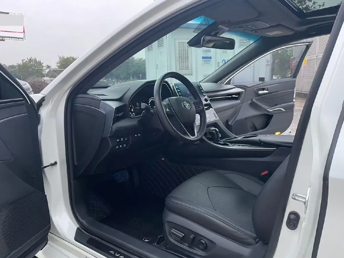 2019 Toyota Avalon 2.0L 178HP L4 CVT,autocango,china used car exporter,china ev exporter,chinese used car exporter,chinese used ev exporter